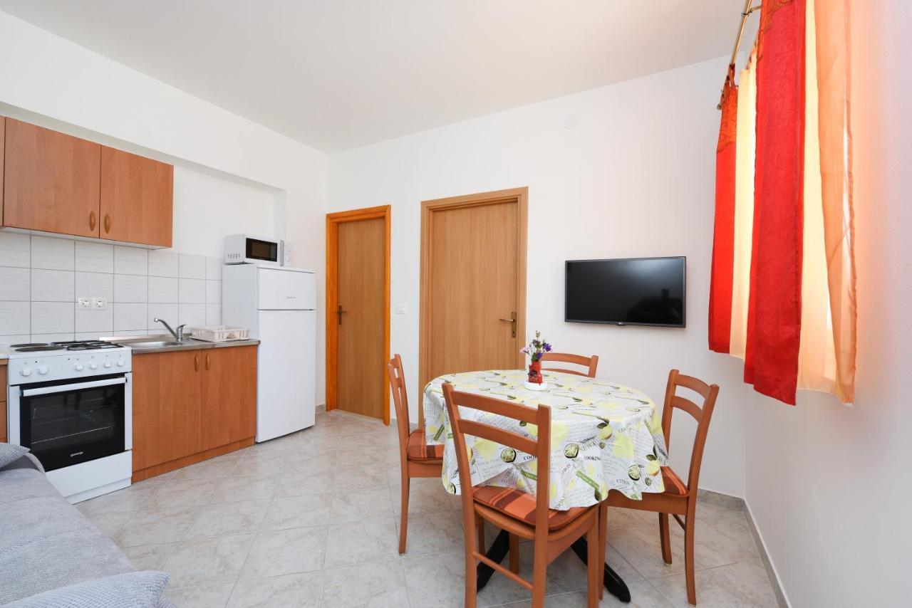 Apartments Sime Petrcane Bagian luar foto